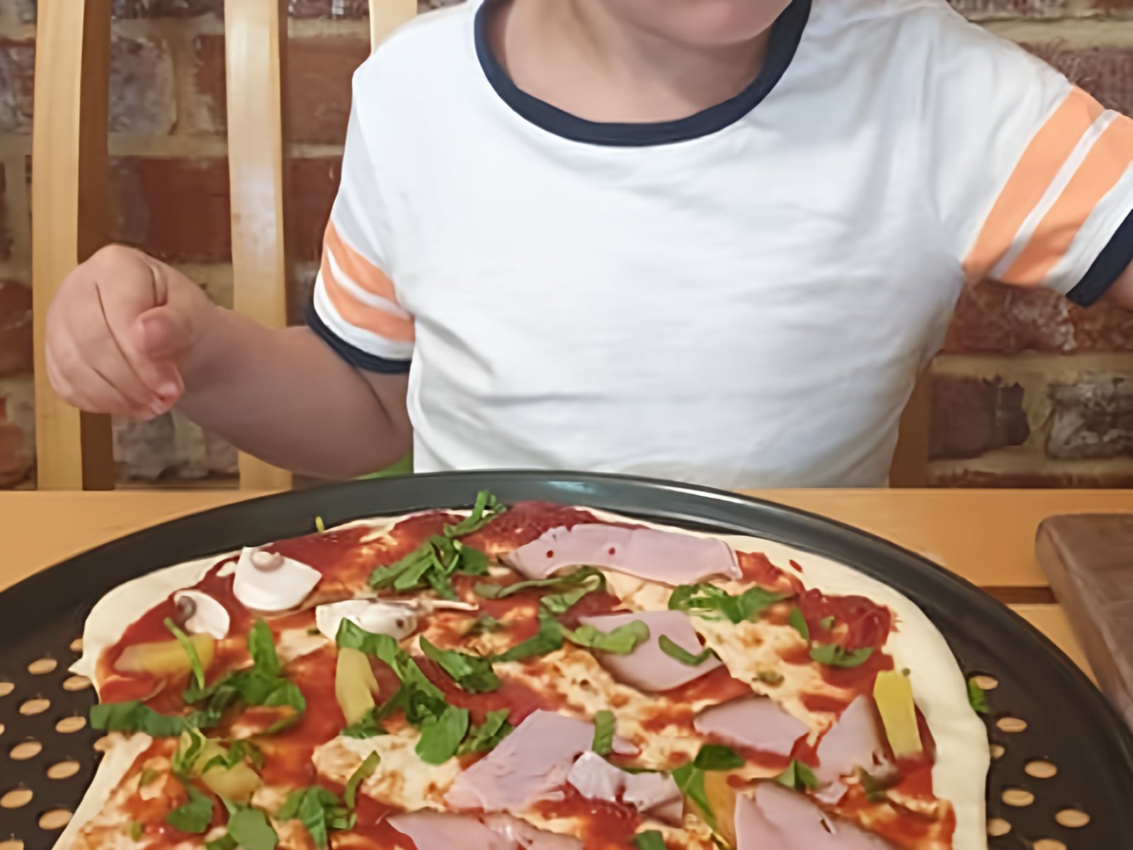 Family Pizza Night Made Easy | 7 Simple Ideas