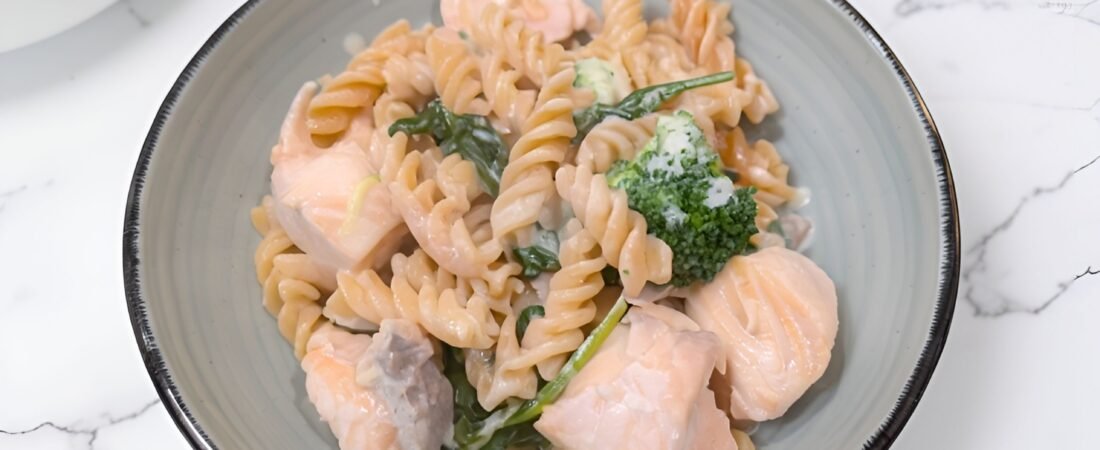 Creamy Salmon Pasta | No Cheese, Family Friendly